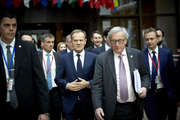 Donald Tusk et Jean-Claude Juncker à l'issue du sommet informel du 10 mars 2017 (c) Union européenne / Le Conseil de l'UE